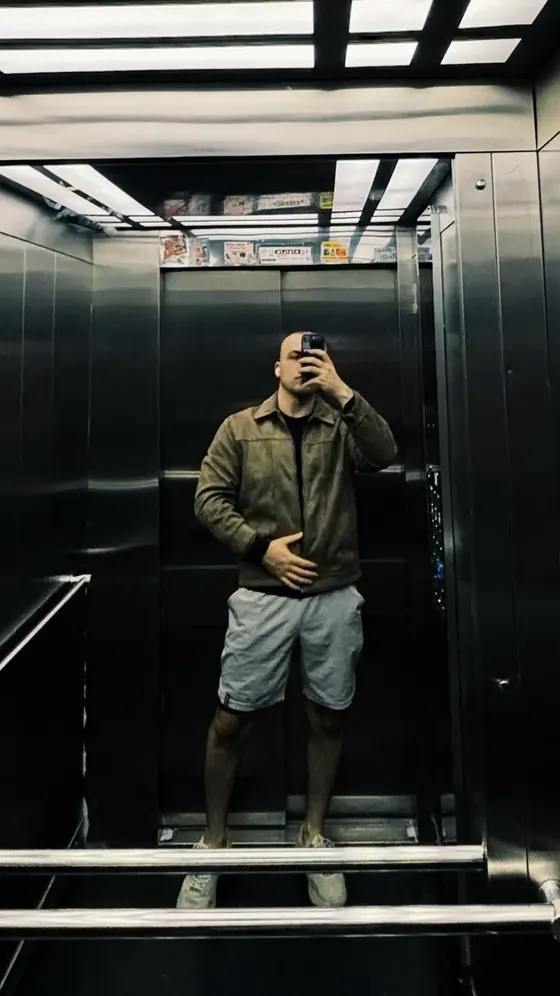 An elevator portrait